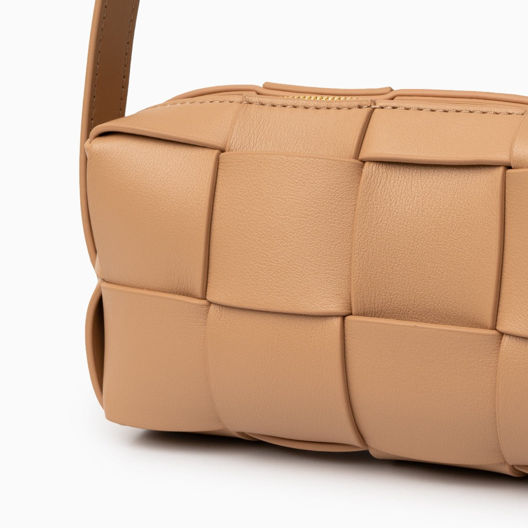 MODÉRA MODA | Vivienne Crossbody Bag