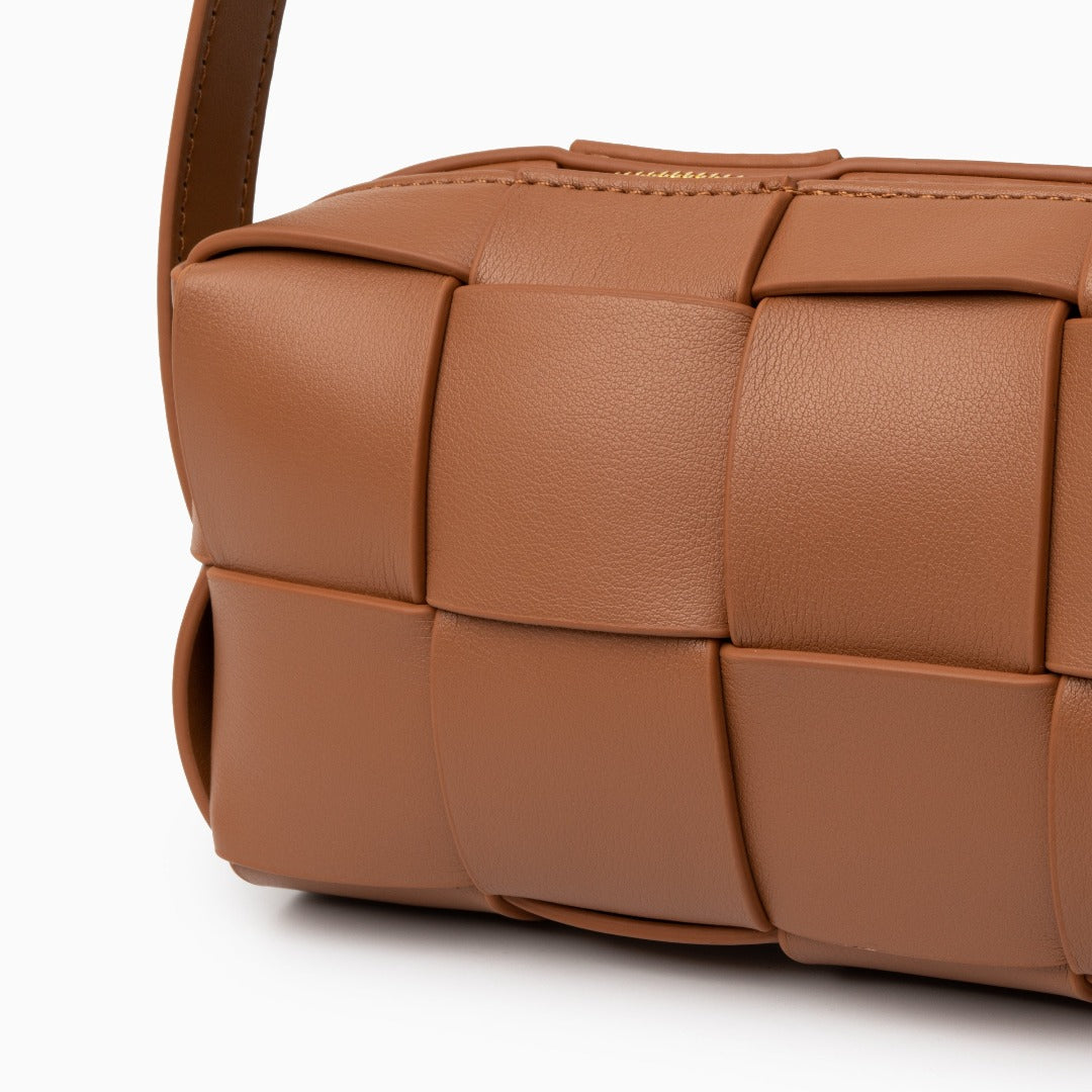 MODÉRA MODA | Vivienne Crossbody Bag