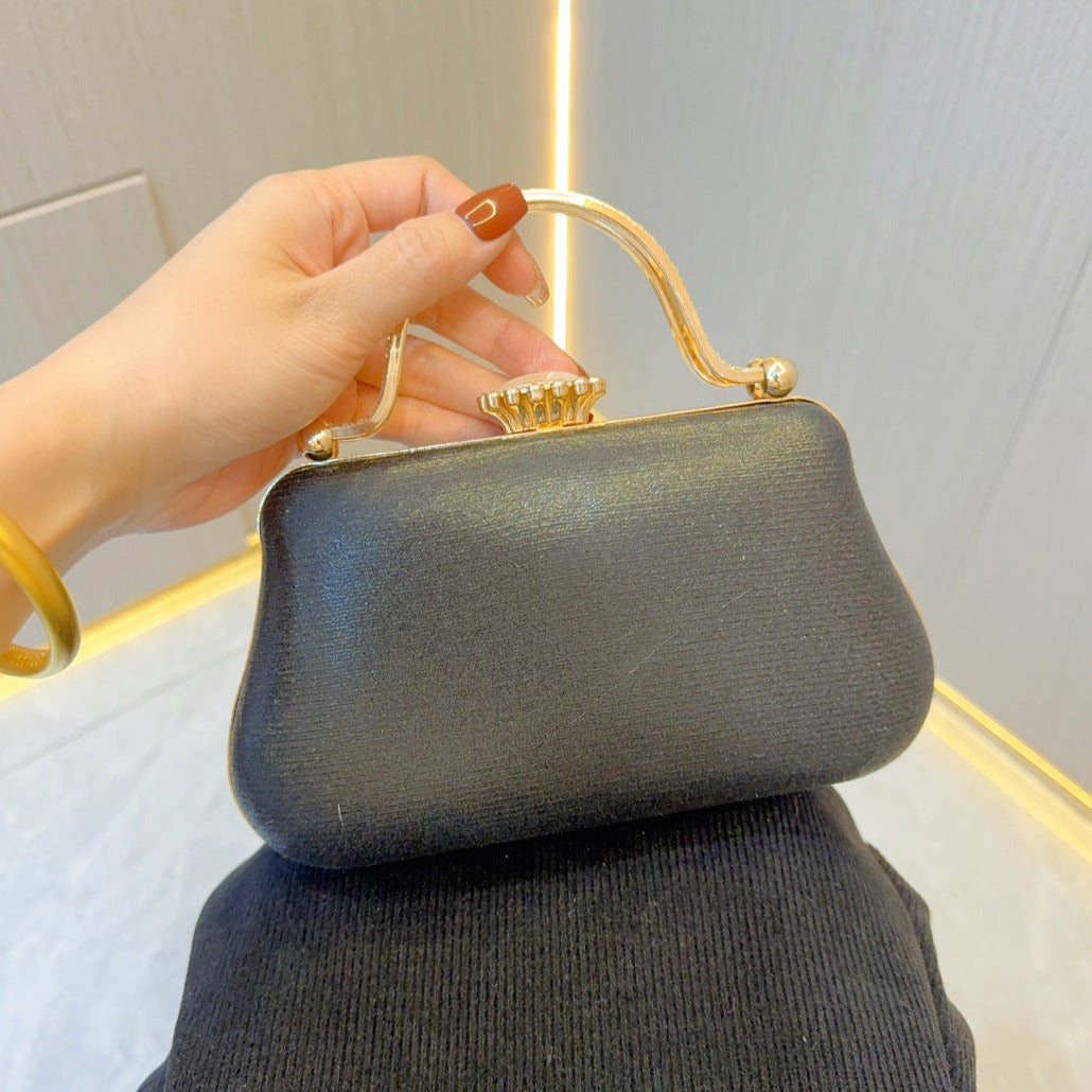 ODÉRA MODA | Clarabelle Pearl Clutch Bag