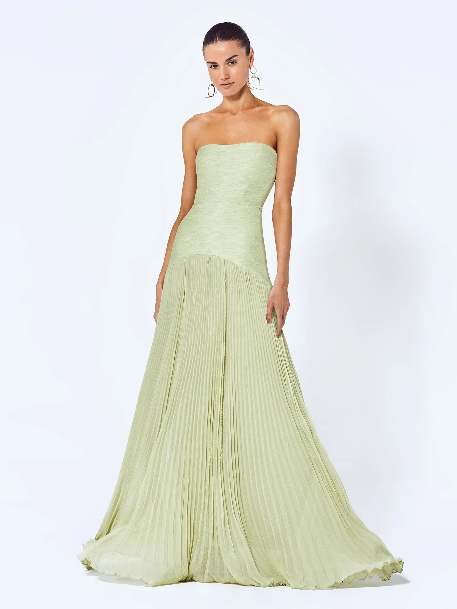 "Carina | Vestido Largo Sin Mangas" can be rewritten as "Carina | Vestido Largo Sin Mangas Elegante".