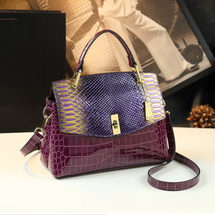 MODÉRA MODA | Bolso de Hombro Versátil con un Toque Especial