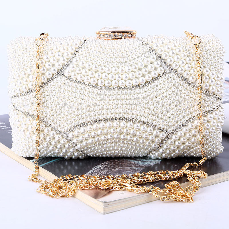 MODÉRA MODA | Violet Pearl Clutch Bag