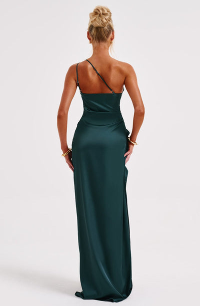 Génesis | Vestido Largo de Satén Elegante