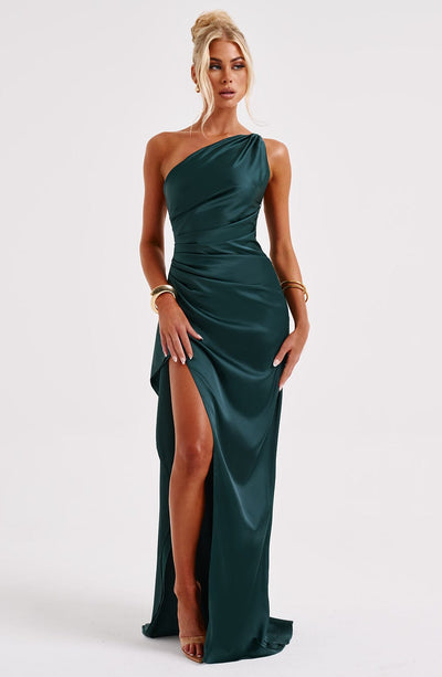 Génesis | Vestido Largo de Satén Elegante