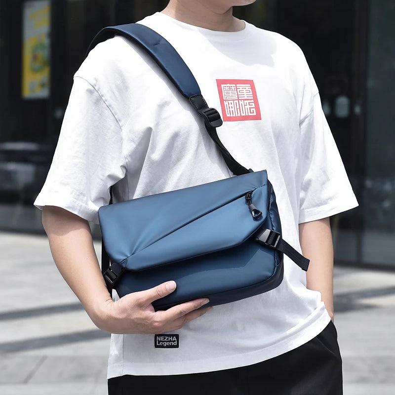 MM | Bolsa Everyday KOMORO Azul Marino
